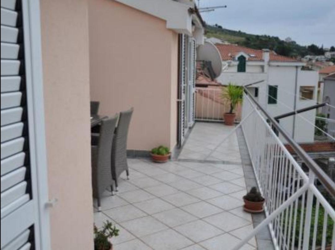 Apartman Andela Podgora Buitenkant foto
